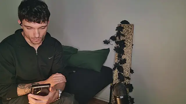 JackDesFeux online show from 11/06/25, 04:57