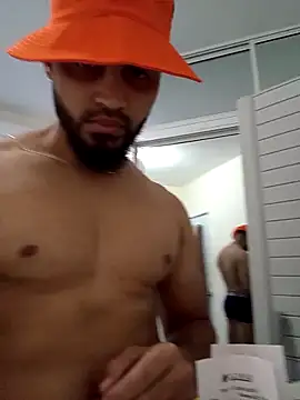 luismanuel 1998 online show from 11/09/25, 04:16