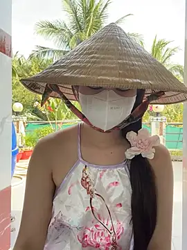 BabyThree  online show from 01/28/25, 07:53