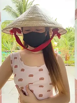 BabyThree  online show from 09/13/25, 09:09