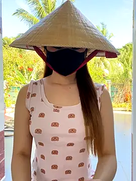 BabyThree  online show from 09/25/25, 08:29