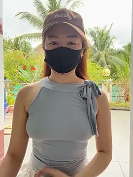 BabyThree  online show from 09/27/25, 09:25