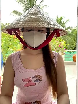 BabyThree  online show from 10/22/25, 08:03