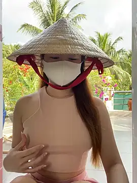 BabyThree  online show from 10/27/25, 08:07