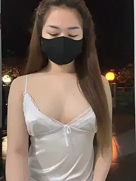 BabyThree  online show from 02/05/26, 02:33