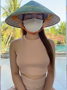 BabyThree  online show from 03/07/26, 09:17