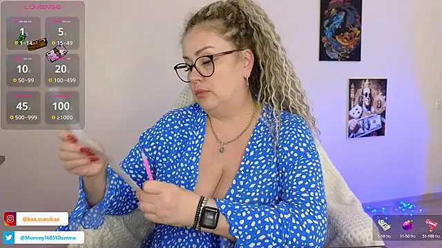 misskaassandraa online show from 01/22/25, 07:45