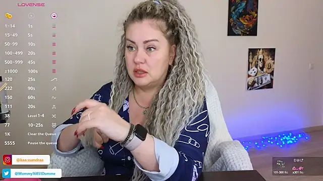 misskaassandraa online show from 01/24/25, 07:49