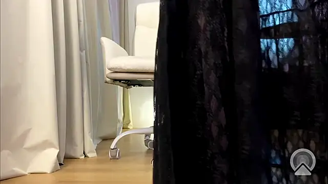 Snapshot of misskaassandraa chatting on 06/06/26, 11:15 misskaassandraa online show from 06/06/26, 11:15
