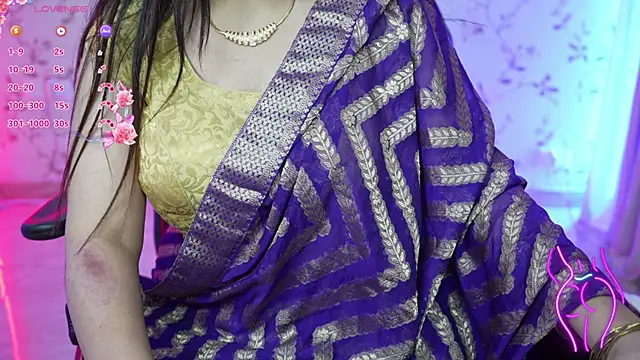 Snapshot of only_aleesha chatting on 01/21/25, 06:02 only aleesha online show from 01/21/25, 06:02