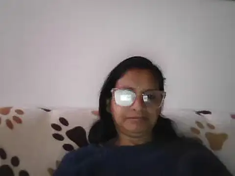 titssmall123 online show from 12/31/24, 11:09