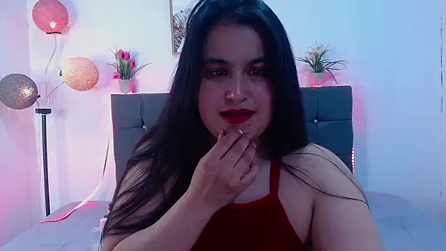 mia xx1 online show from 02/15/26, 04:09