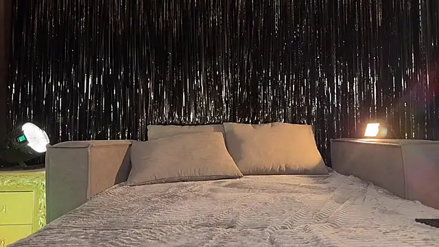 Snapshot of Super_Suka chatting on 11/01/25, 12:29 Super Suka online show from 11/01/25, 12:29