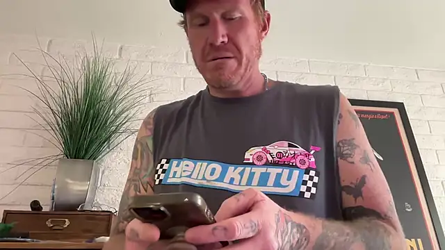 Snapshot of JeffJocc chatting on 09/18/25, 08:22 JeffJocc online show from 09/18/25, 08:22