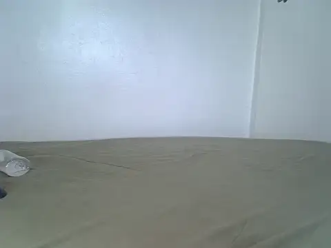 laetitia  online show from 05/21/26, 12:17