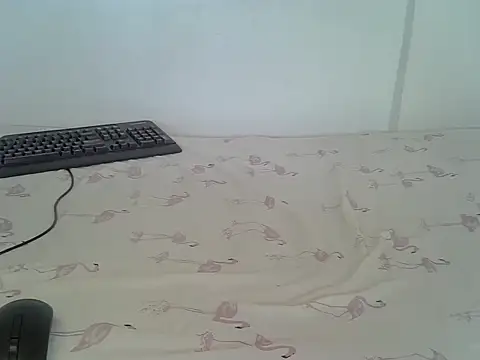 Snapshot of laetitia_ chatting on 07/01/26, 11:12 laetitia online show from 07/01/26, 11:12