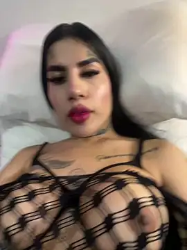 saragill323 online show from 03/01/25, 06:32