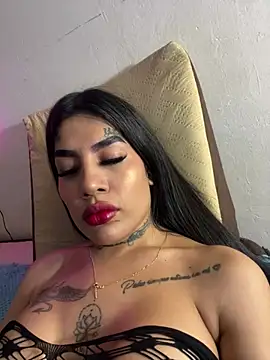 saragill323 online show from 03/22/25, 06:36