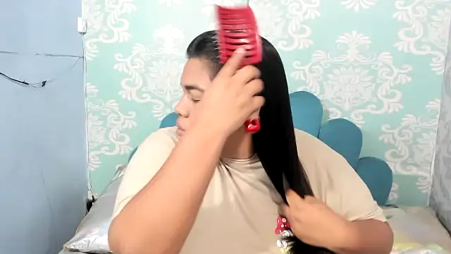 chanel hot 001 online show from 03/21/25, 08:39