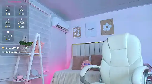 Cristall Bunny online show from 02/03/25, 12:47