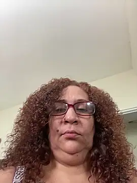 Snapshot of ladycreamypr2 chatting on 02/26/26, 05:45 ladycreamypr2 online show from 02/26/26, 05:45