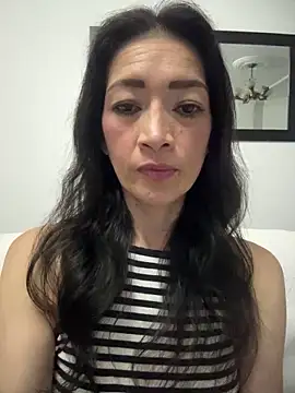 Yulia sx online show from 04/10/26, 10:58