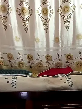 NgocQuyen2K online show from 11/24/25, 10:09