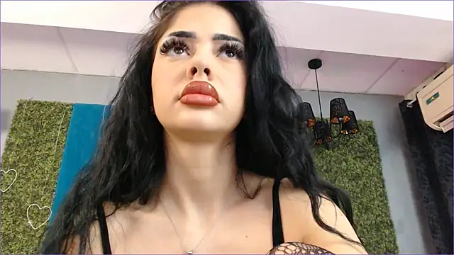 MolyStone online show from 12/28/24, 06:06