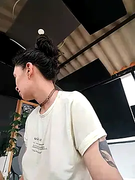 rebekka simpson online show from 12/31/24, 08:56