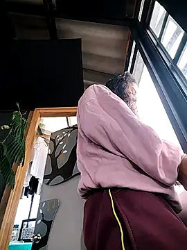 rebekka simpson online show from 03/06/25, 01:46