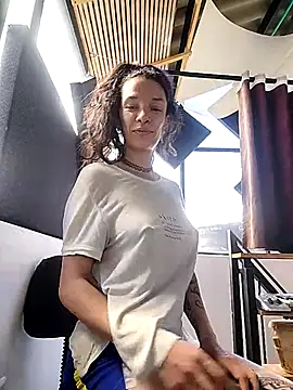 rebekka simpson online show from 06/20/26, 03:04