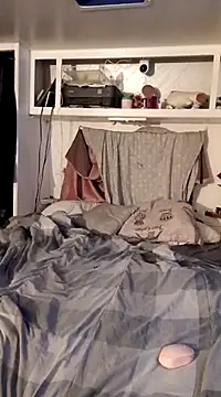 Snapshot of allissonw13 chatting on 01/31/25, 05:51 allissonw13 online show from 01/31/25, 05:51