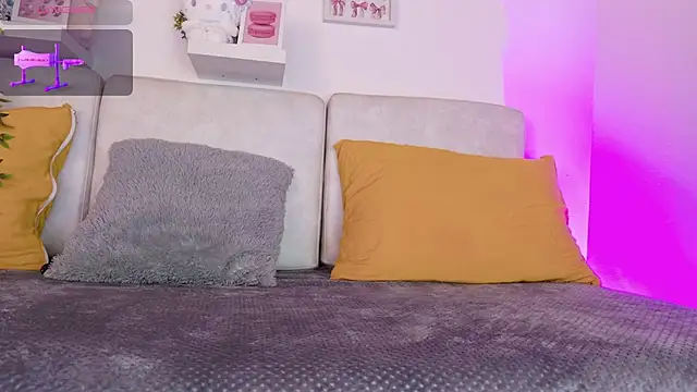 Malka Burning online show from 04/17/26, 08:12