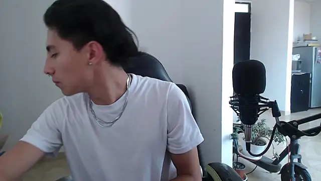 jay dimarco2 online show from 12/21/25, 06:04