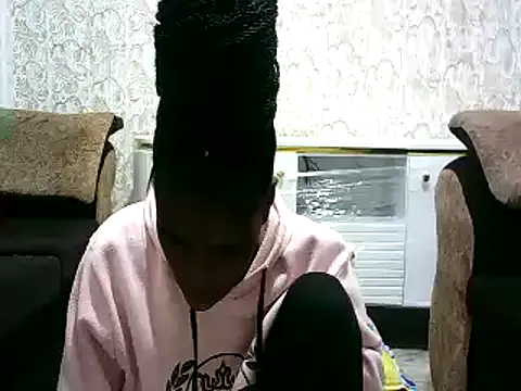 hottgirlval online show from 12/12/24, 07:48