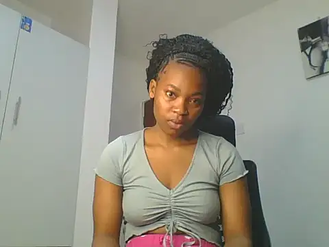  Becky002 online show from 05/25/26, 09:59