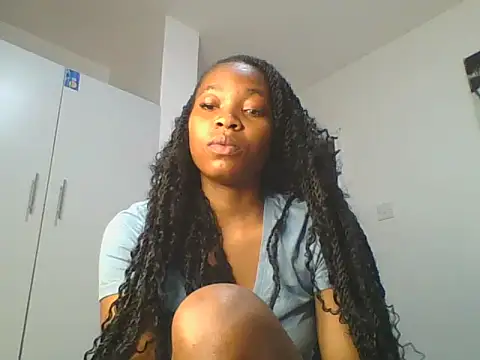Snapshot of _Becky002 chatting on 06/12/26, 10:47 Becky002 online show from 06/12/26, 10:47