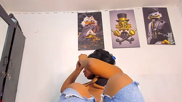 kriixtybrown online show from 01/27/25, 11:43