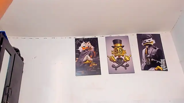 kriixtybrown online show from 02/06/25, 10:43