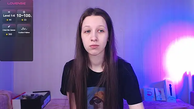 ur kitty   online show from 12/18/25, 09:04