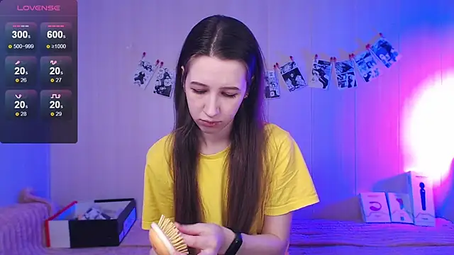 ur kitty   online show from 12/20/25, 11:06