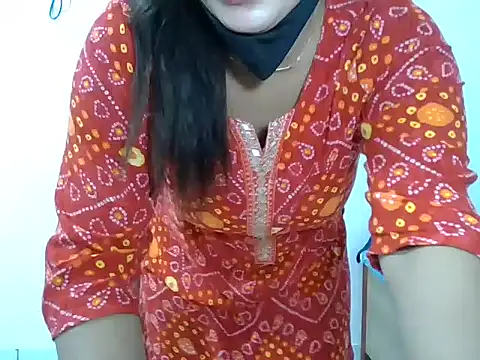 Snapshot of sparkling_queen chatting on 01/22/25, 04:02 sparkling queen online show from 01/22/25, 04:02