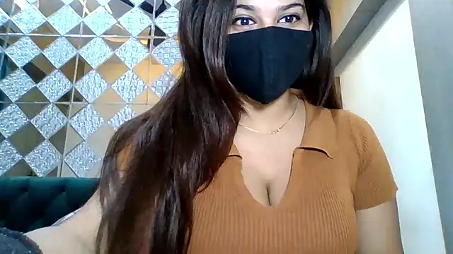 Snapshot of sparkling_queen chatting on 01/06/26, 01:42 sparkling queen online show from 01/06/26, 01:42