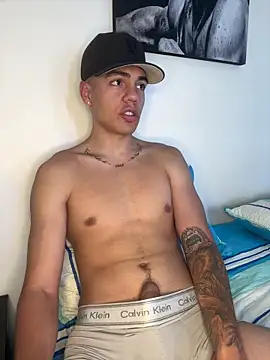 santiago sosa24 online show from 05/20/26, 03:40
