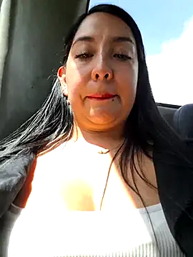 Bella keny online show from 12/03/25, 05:33