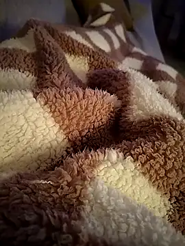 A man in public online show from 04/12/26, 08:58