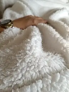 A man in public online show from 04/13/26, 12:54