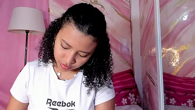 JessyZoe online show from 12/05/25, 01:31