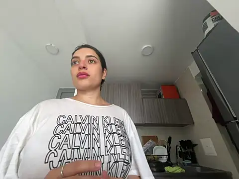 dakota le online show from 06/12/26, 03:55