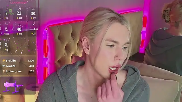 Snapshot of DanielPaige_ chatting on 02/05/25, 07:42 DanielPaige online show from 02/05/25, 07:42